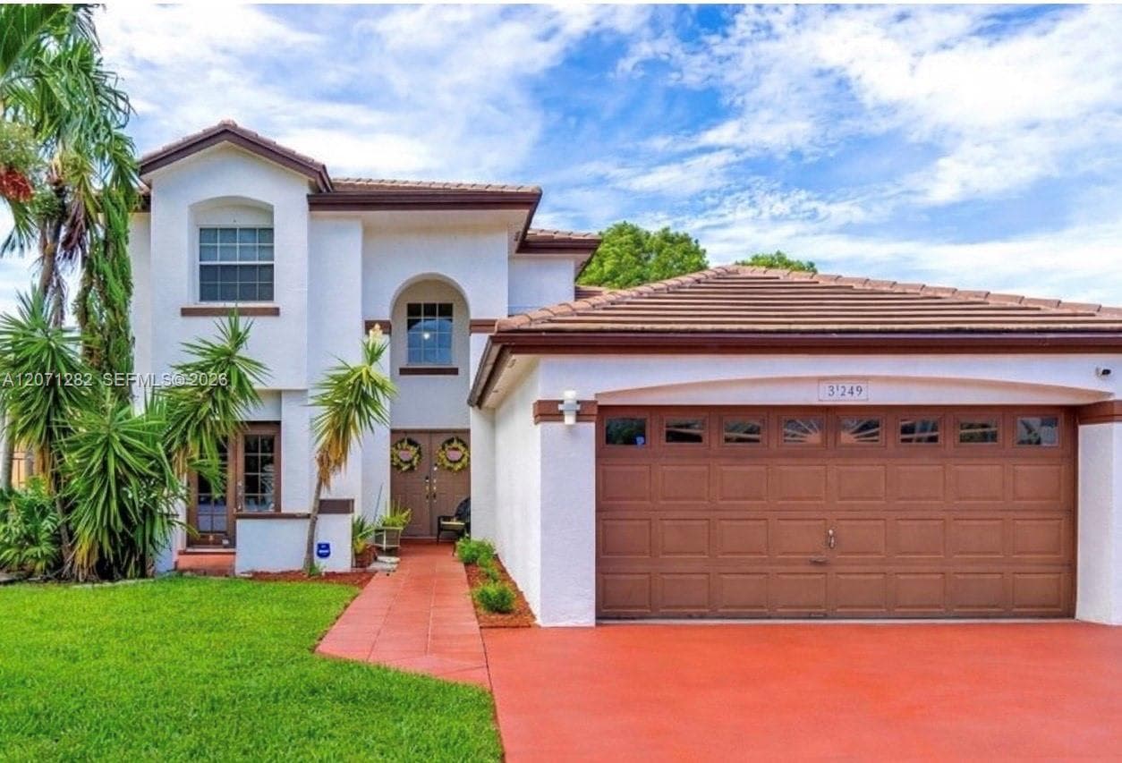 13249 NW 9 LN, Miami FL 33182 photo 3
