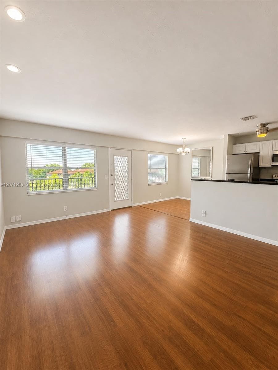 13450 SW 3rd St # 404D, Pembroke Pines FL 33027 photo 2