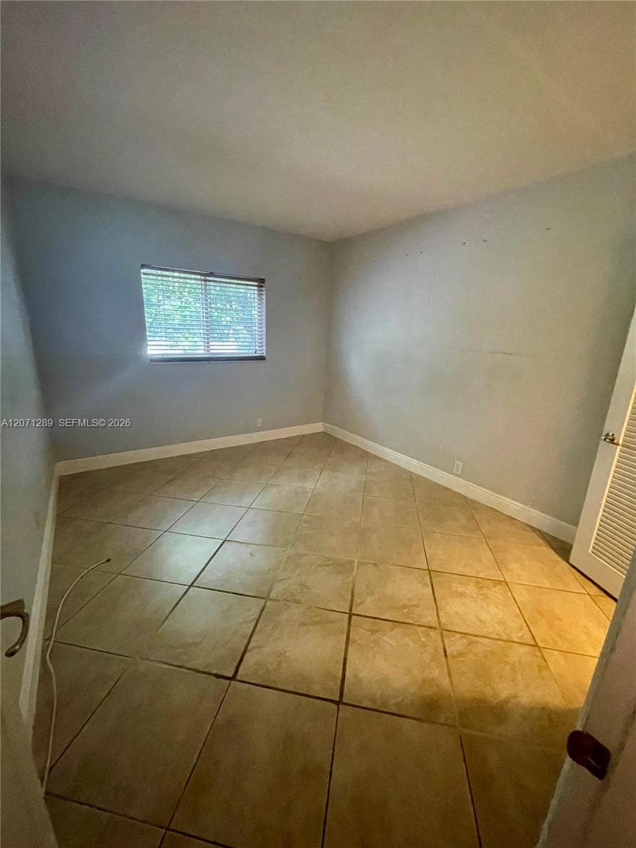 1460 NE 18th St # 102, Fort Lauderdale FL 33305 photo 4