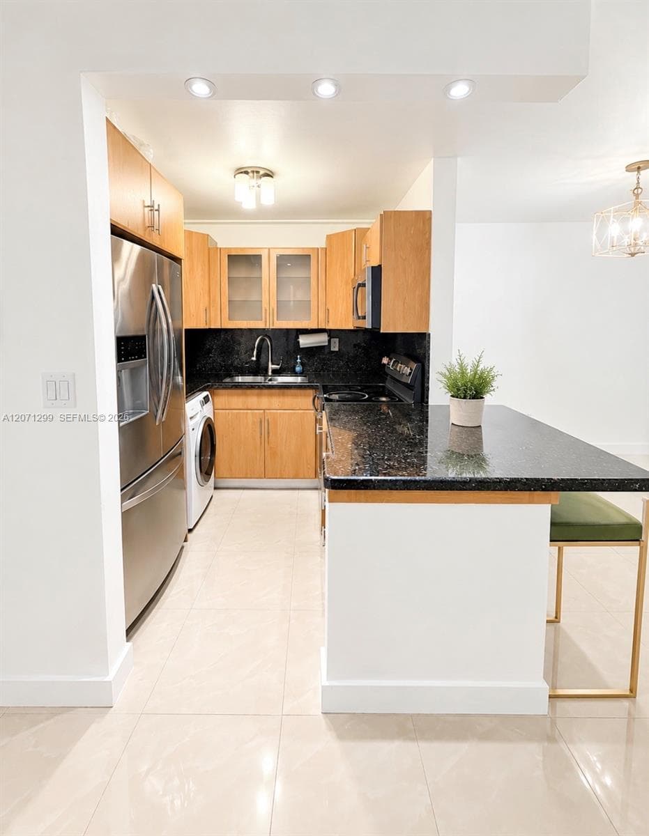 605 NW 72nd Ave # 301, Miami, FL 33126 photo 2