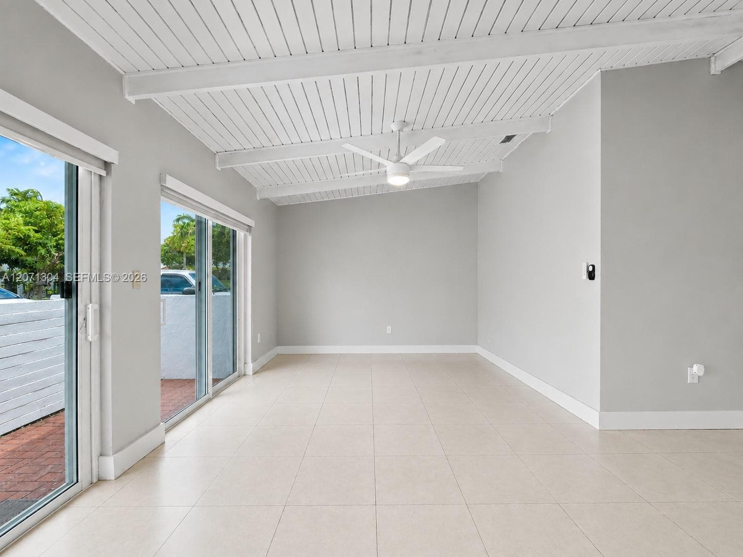 13710 SW 18th Ter, Miami FL 33175 photo 2