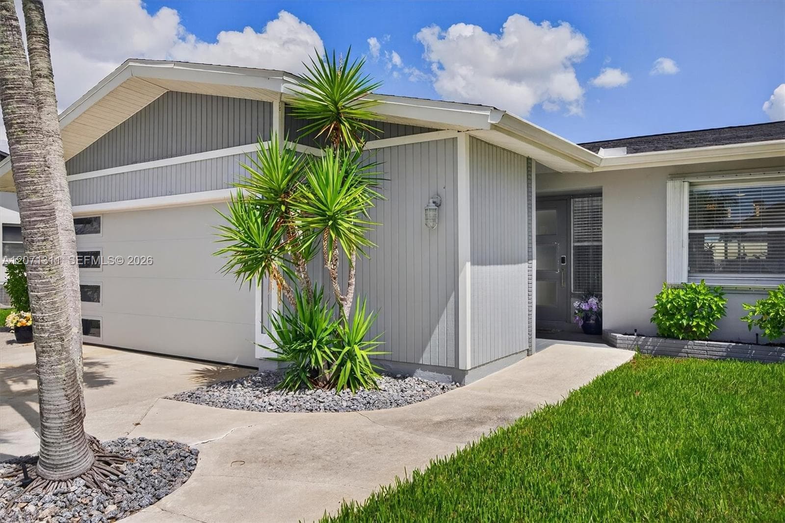 1633 Edith Esplande, Cape Coral FL 33904 photo 4