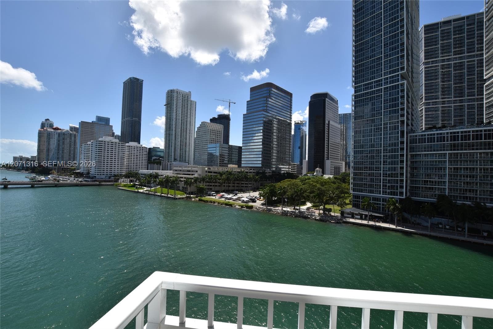 801 Brickell Key Blvd # 701, Miami, FL 33131