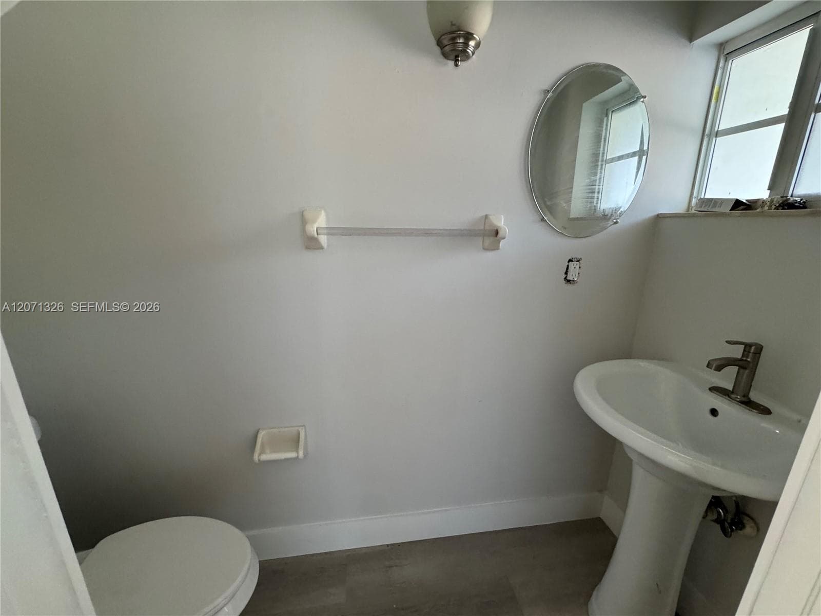 5736 Tyler, Hollywood FL 33021 photo 5