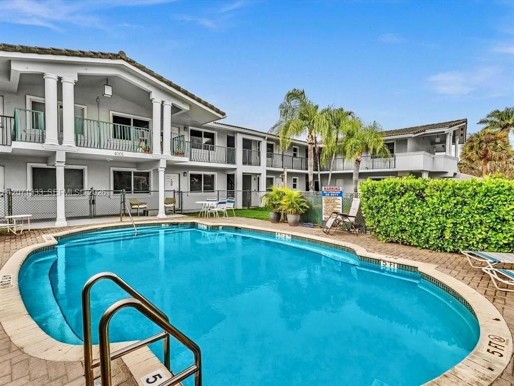 4001 NE 21st Ave # 203, Fort Lauderdale FL 33308