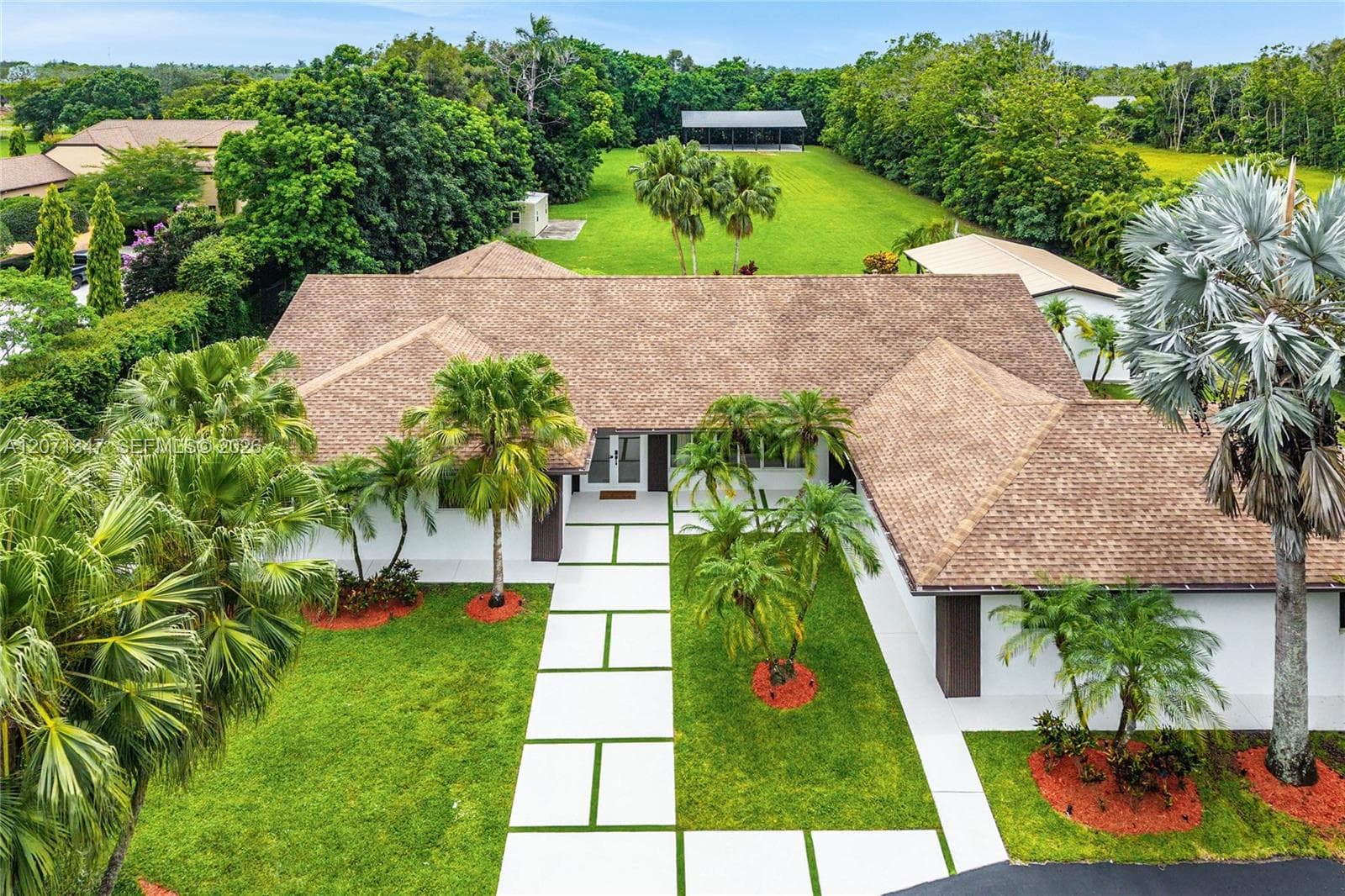 13900 Mustang Trl, Southwest Ranches FL 33330