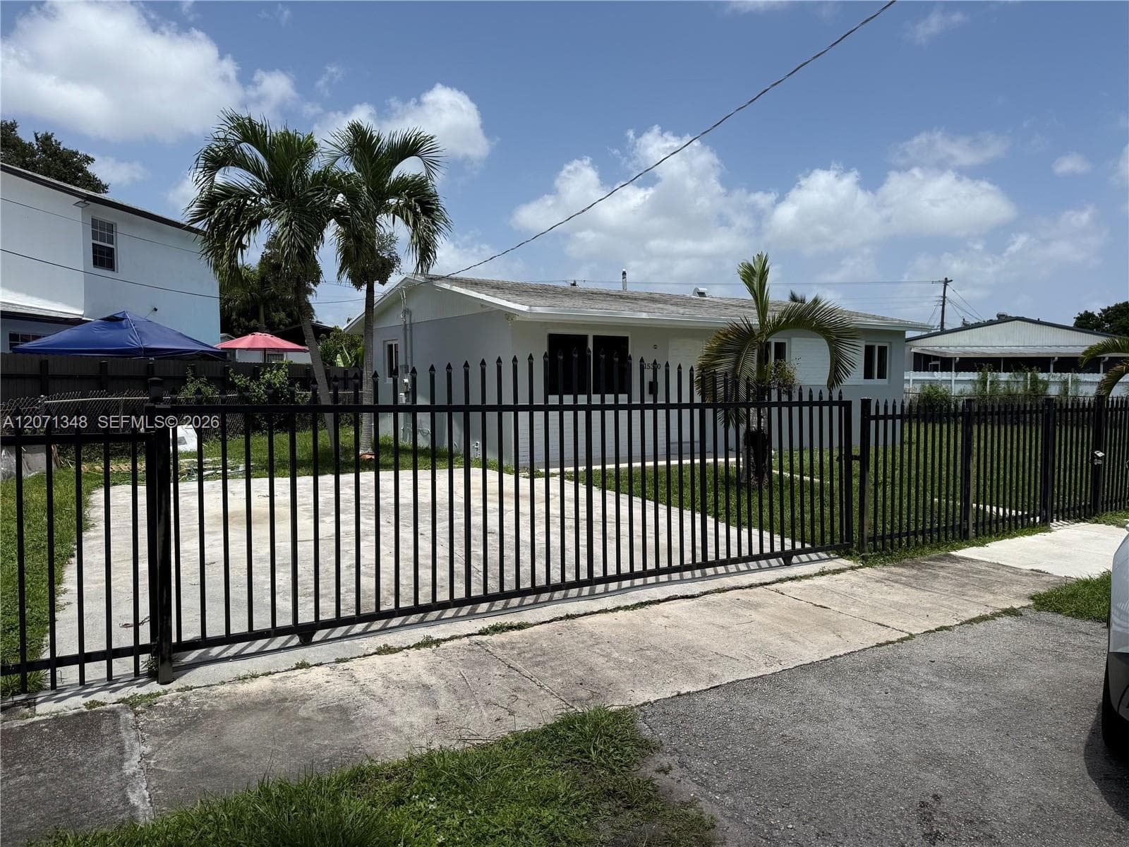 15300 Railroad Dr, Miami Gardens FL 33054 photo 2