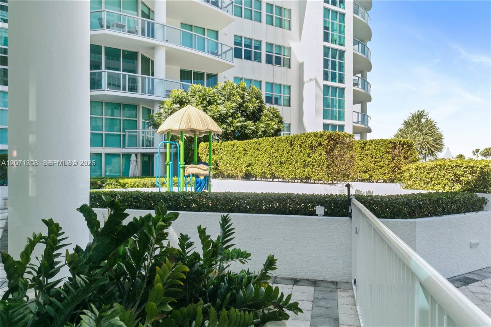 3131 NE 188th St # 2-1010, Aventura FL 33180 photo 4