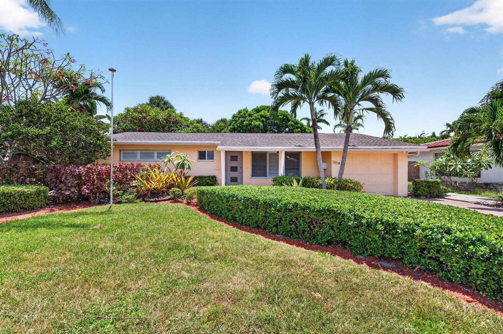 1858 NE 34TH Street, Oakland Park FL 33306 photo 2