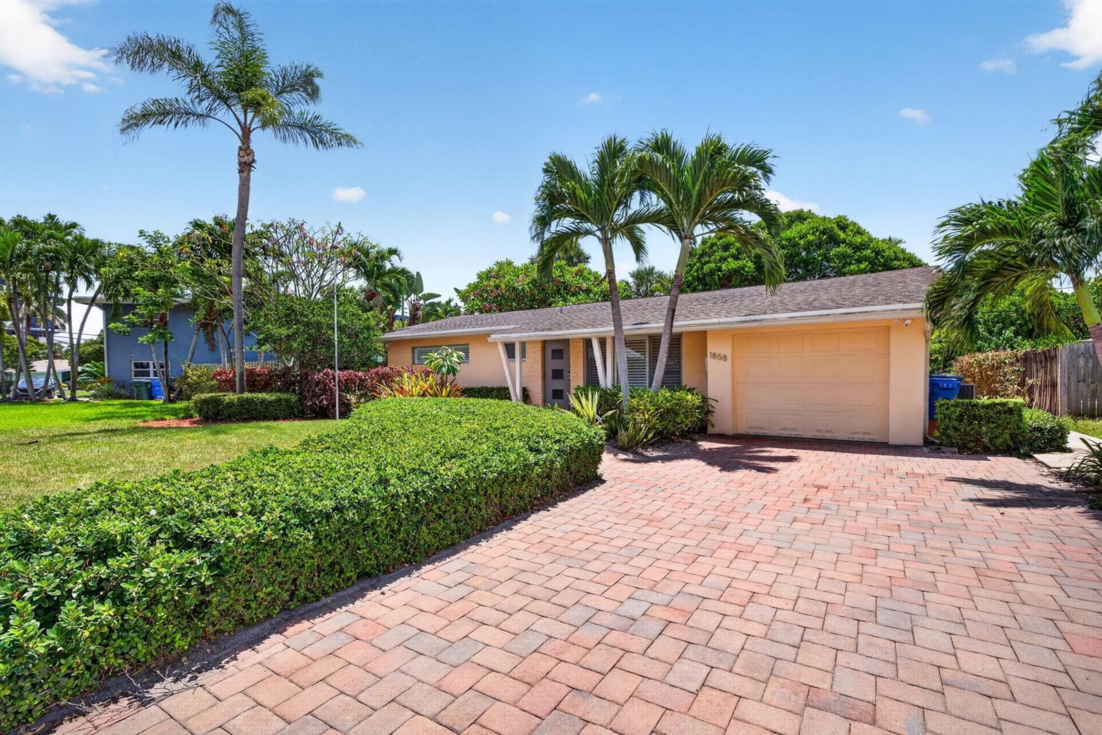 1858 NE 34TH Street, Oakland Park FL 33306 photo 3