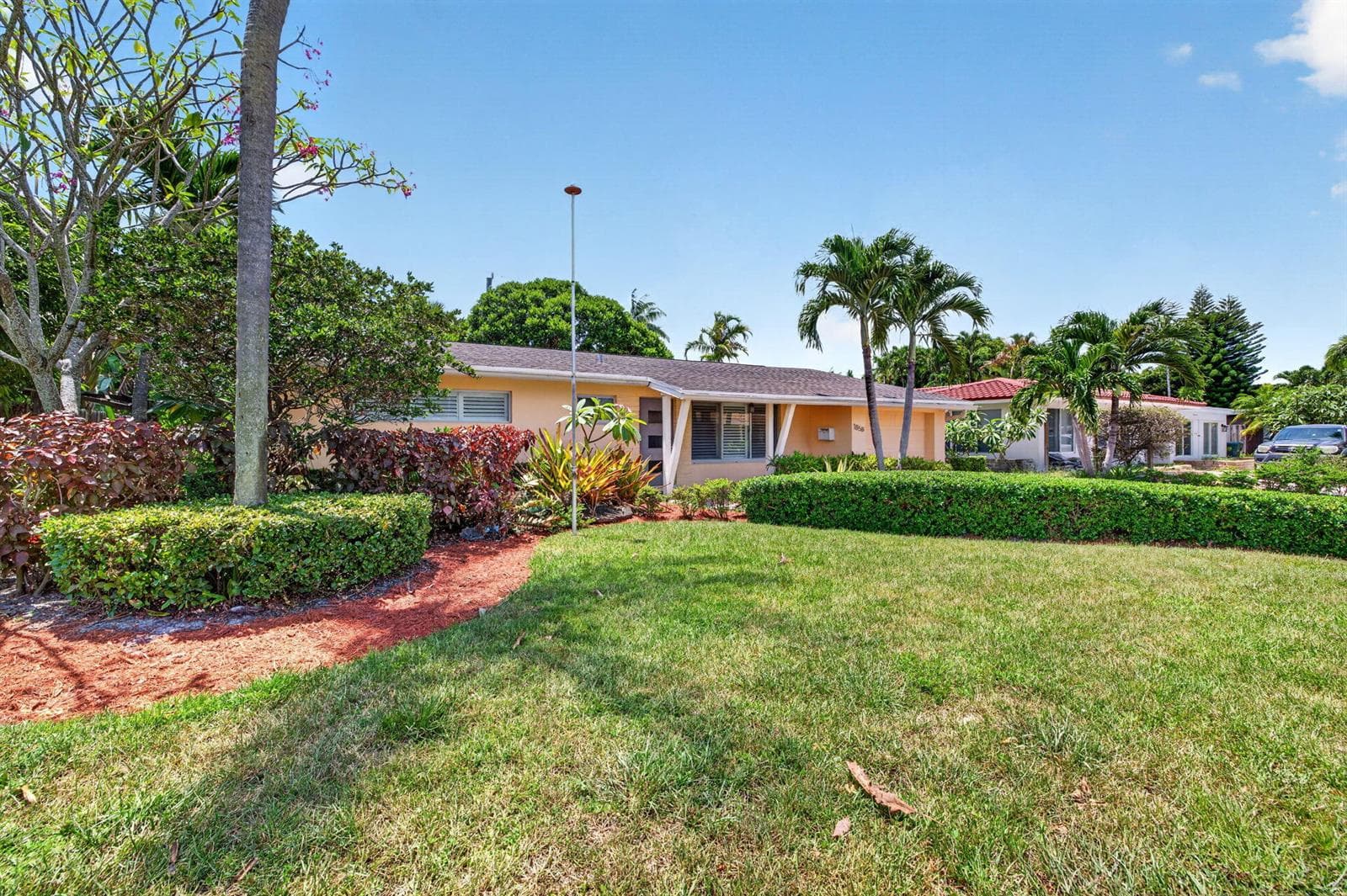 1858 NE 34TH Street, Oakland Park FL 33306