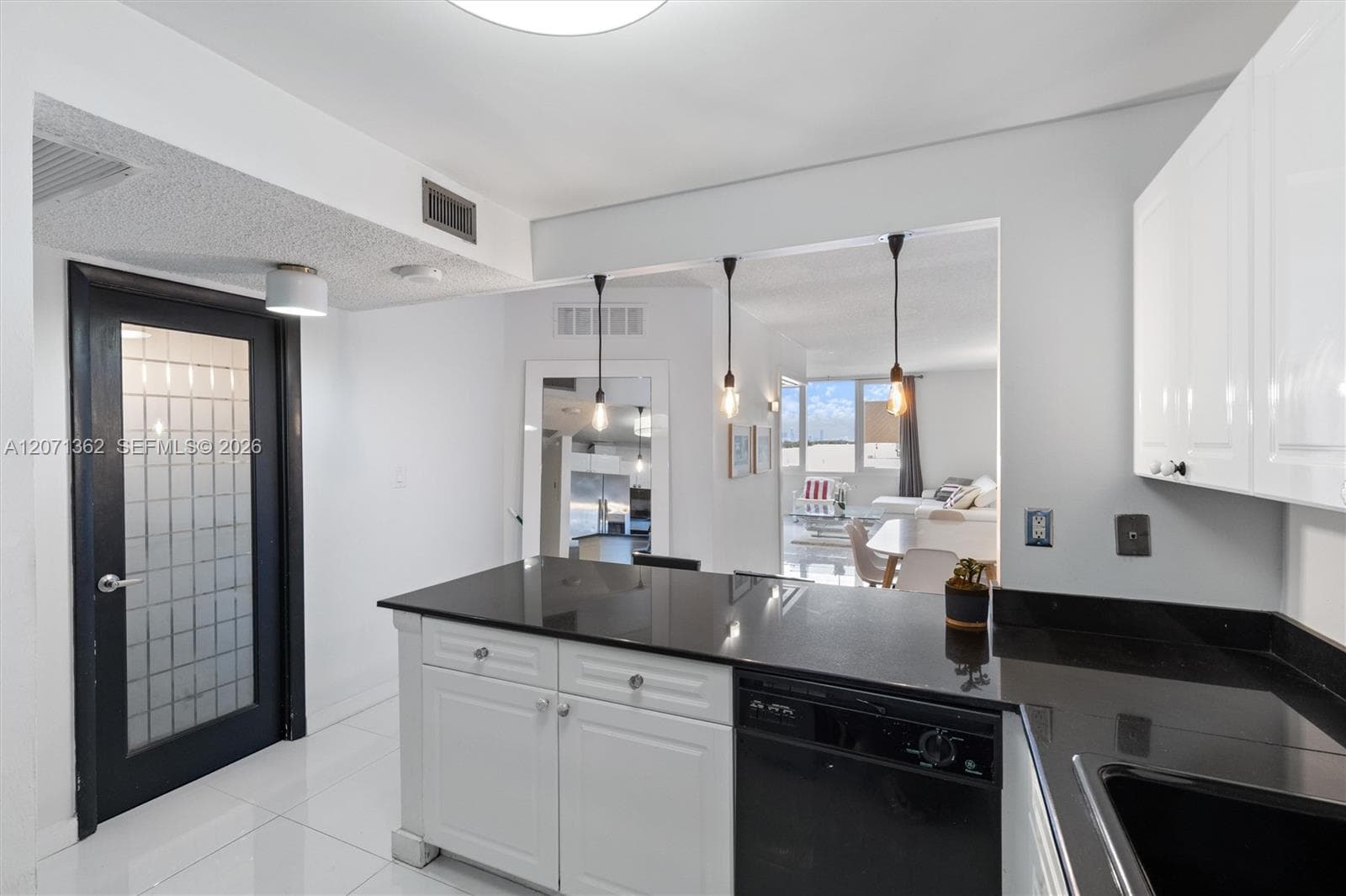 2301 collins ave # 931, Miami Beach FL 33139 photo 4