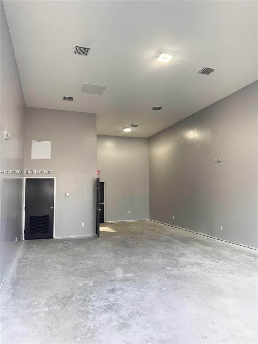 4030 Pembroke Rd, West Park FL 33021 photo 5