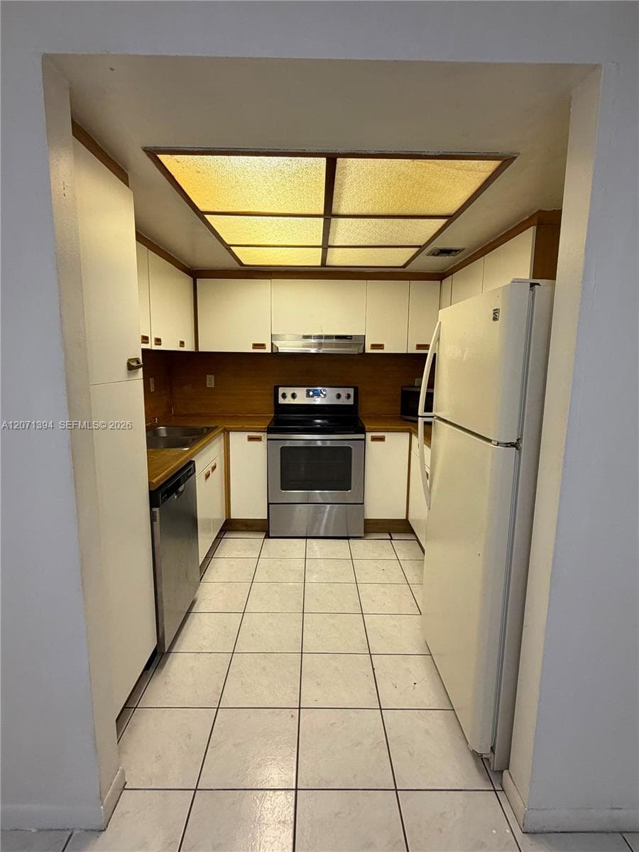 9015 SW 125th Ave # N102, Miami, FL 33186 photo 2