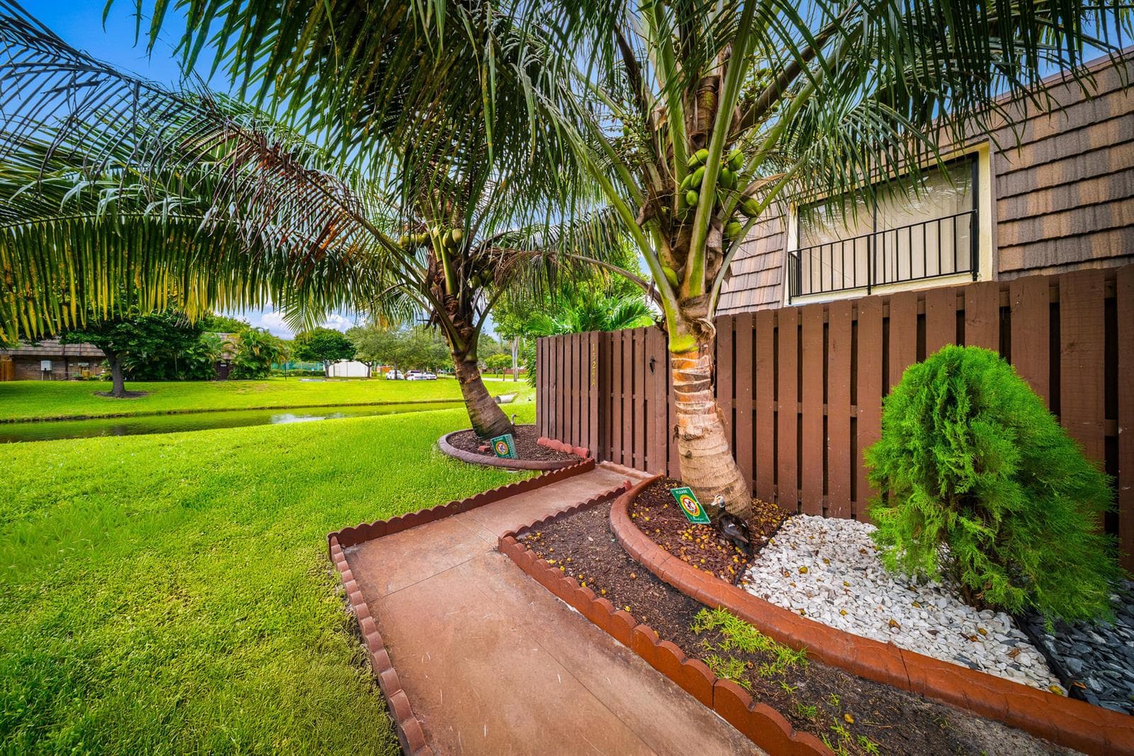 1524 FOREST LAKES Circle # A, West Palm Beach FL 33406 photo 4