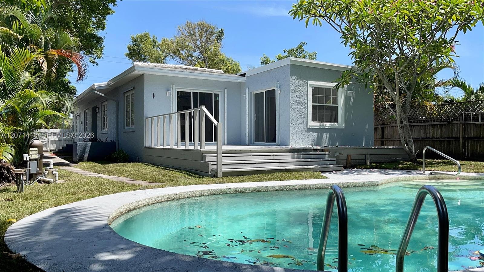 820 SE 12th St # 2, Fort Lauderdale FL 33316