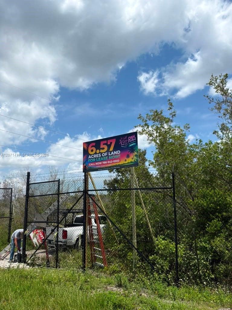 S DIXIE HWY (LEASE), Florida City FL 33034
