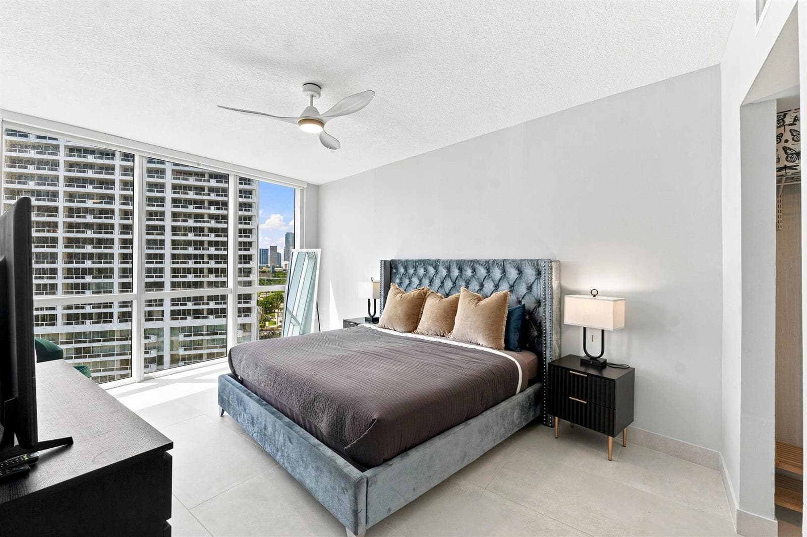 1750 N BAYSHORE Drive # 1202, Miami FL 33132 photo 4