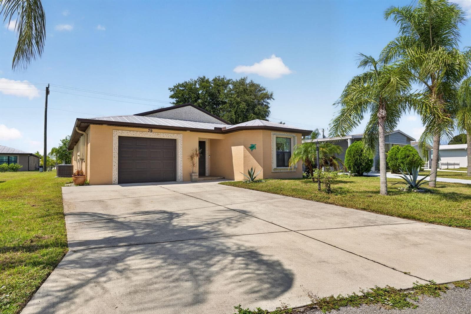 79 FLORES DEL NORTE, Fort Pierce FL 34951 photo 2