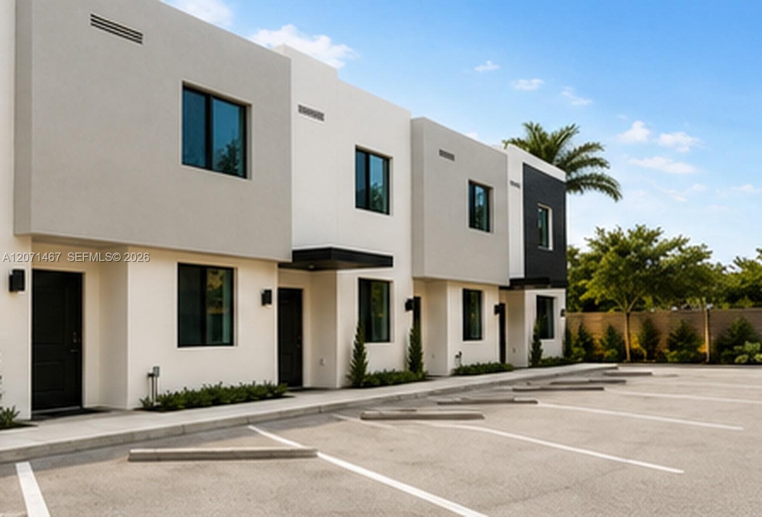 171 NW 158th St # 11, Miami FL 33169