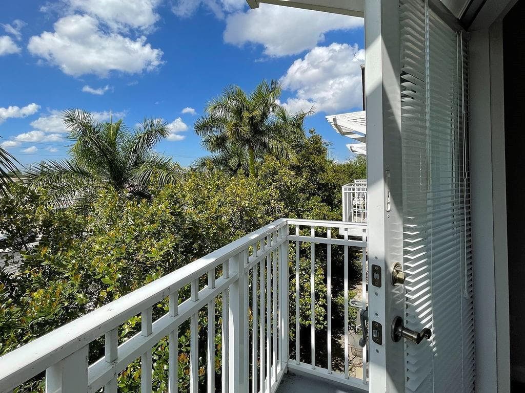 2377 Vintage Drive, Lighthouse Point FL 33064 photo 3