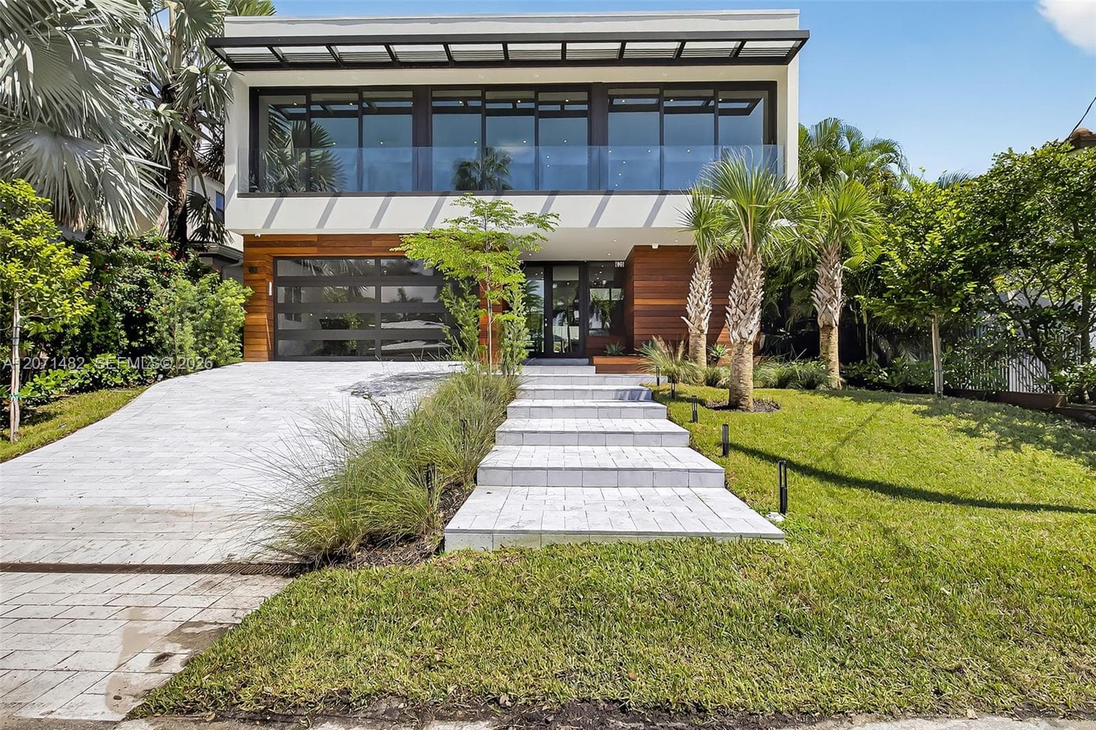 620 Solar Isle Dr, Fort Lauderdale FL 33301 photo 2