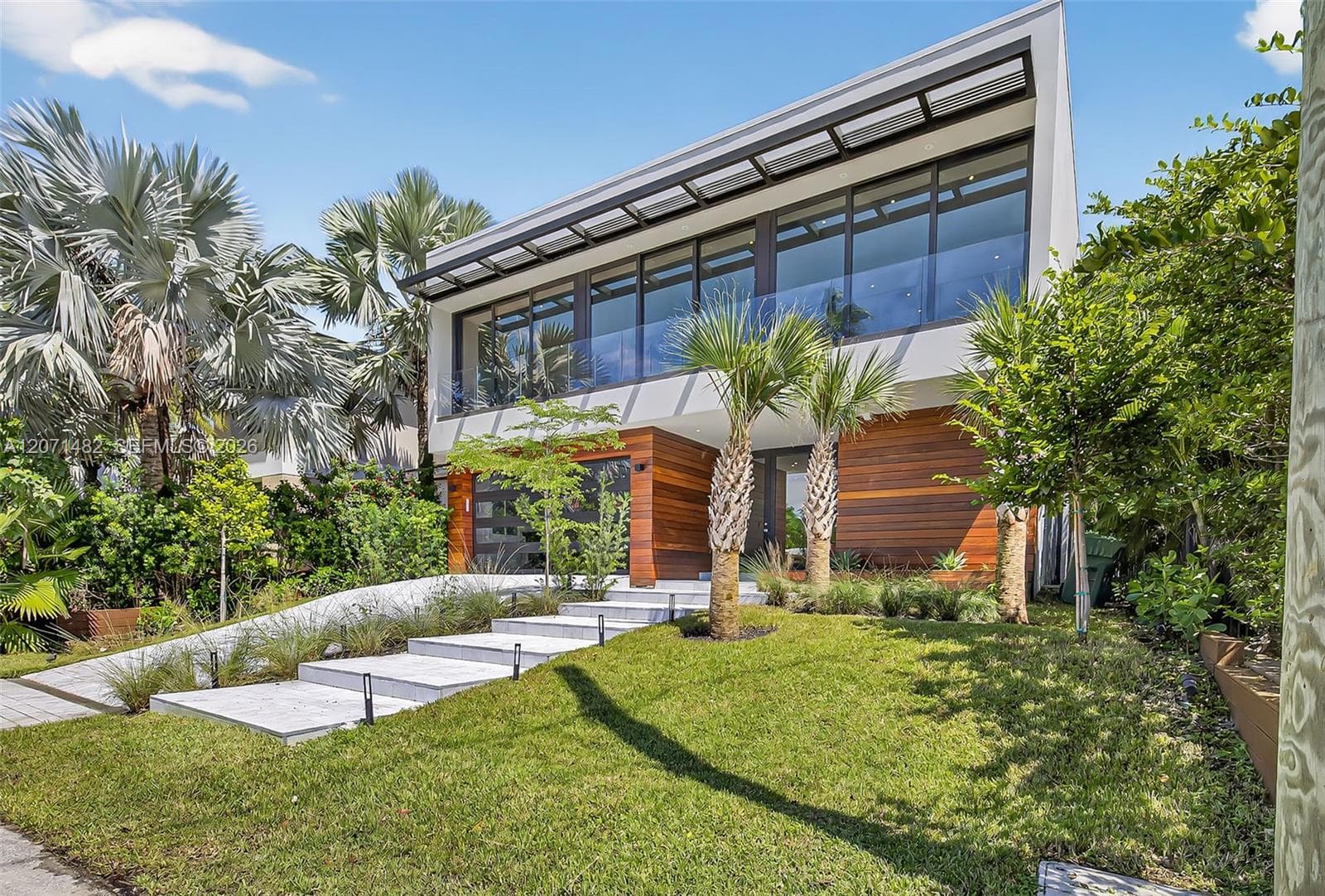 620 Solar Isle Dr, Fort Lauderdale FL 33301 photo 4