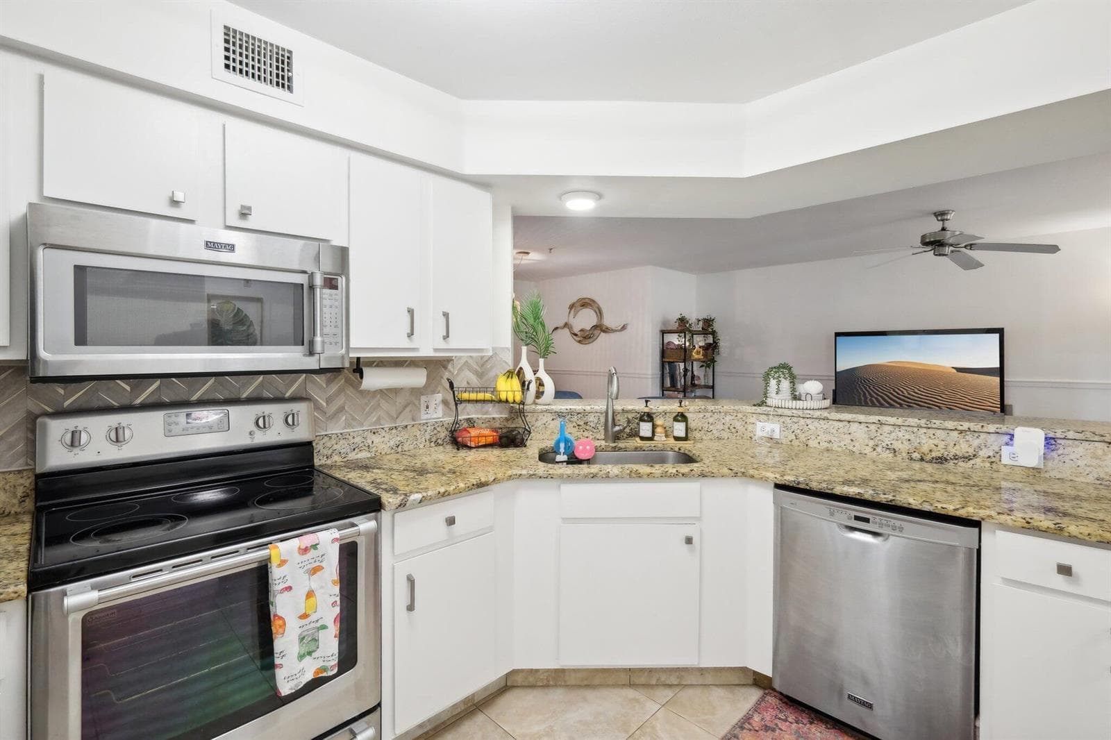 300 Scotia Drive # 304, Hypoluxo FL 33462 photo 3