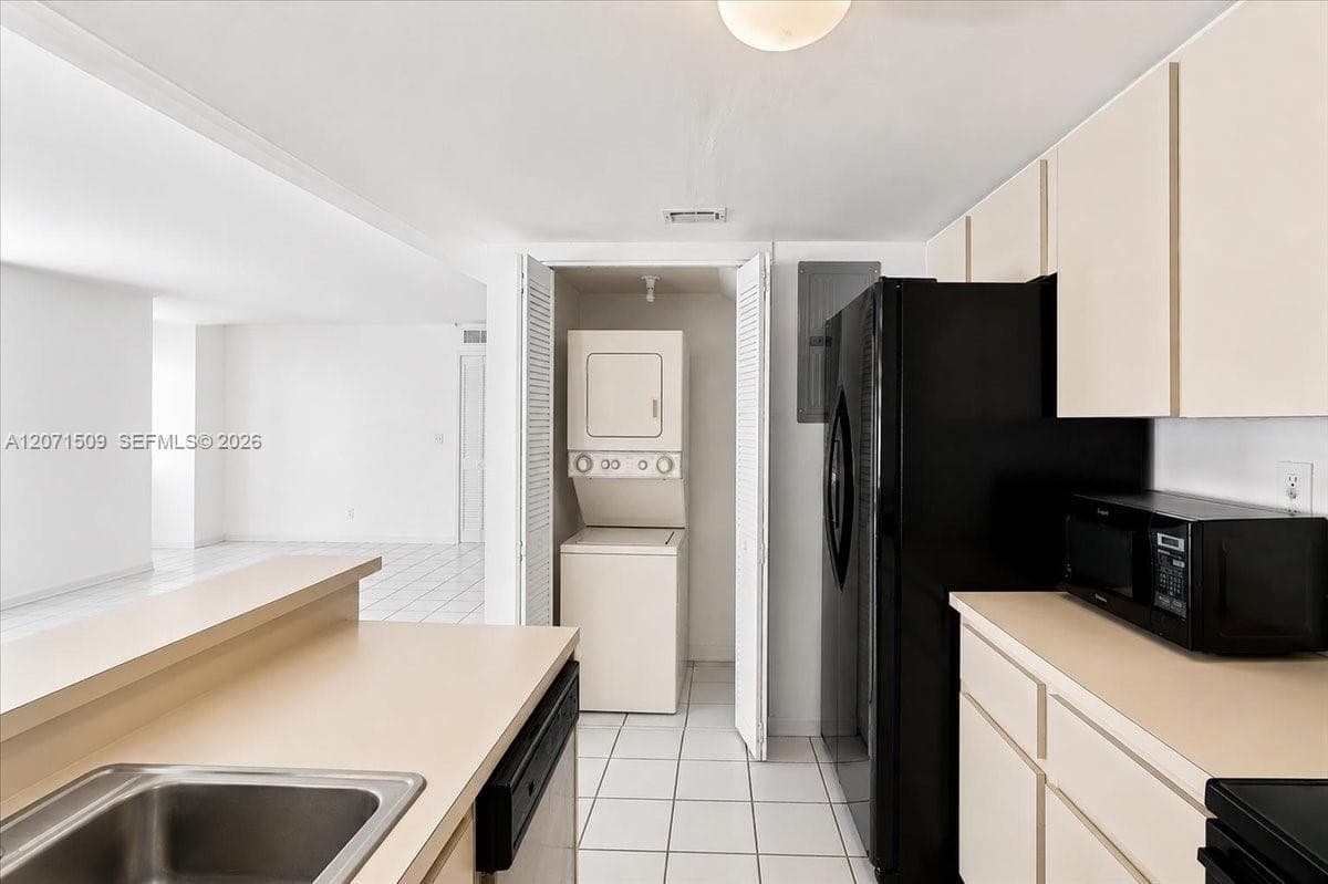 6870 SW 45th Ln # 230, Miami FL 33155 photo 5