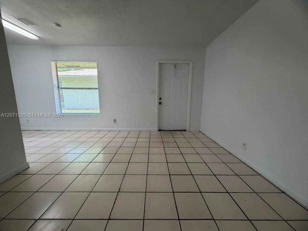 919 NW 2nd Ave # 3, Fort Lauderdale, FL 33311 photo 3