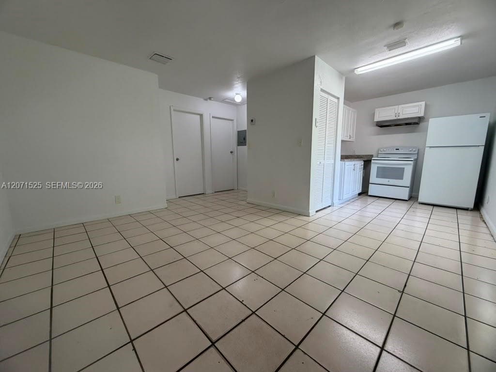 919 NW 2nd Ave # 3, Fort Lauderdale, FL 33311