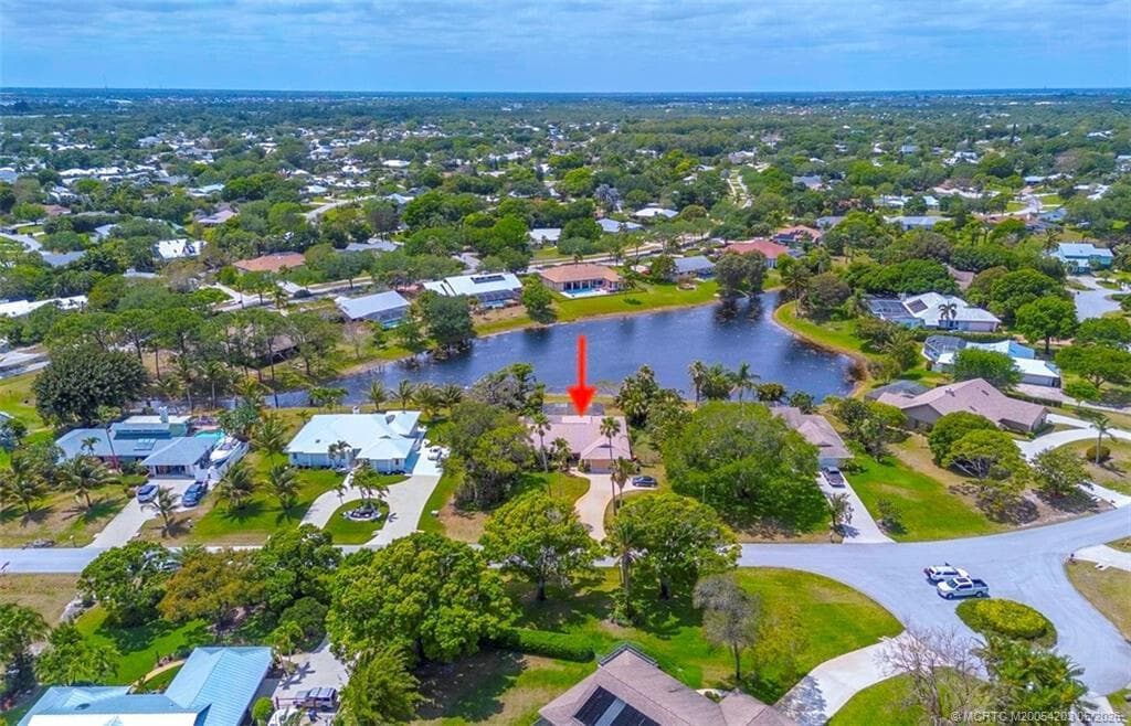 3074 NE Loquat Lane, Jensen Beach FL 34957