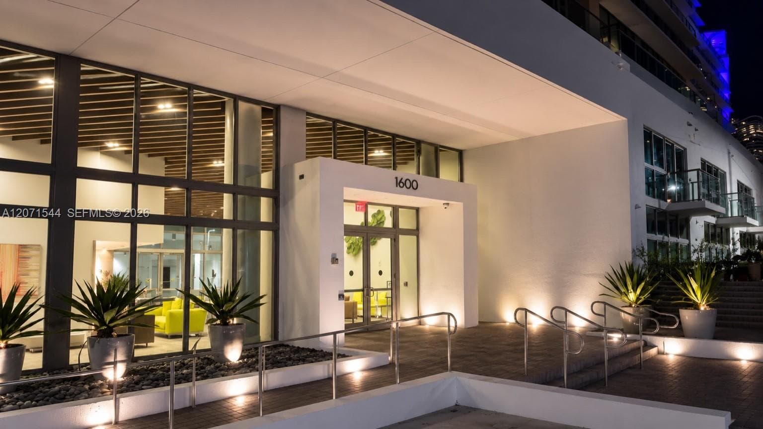 1600 SW 1st Ave # 303, Miami FL 33129