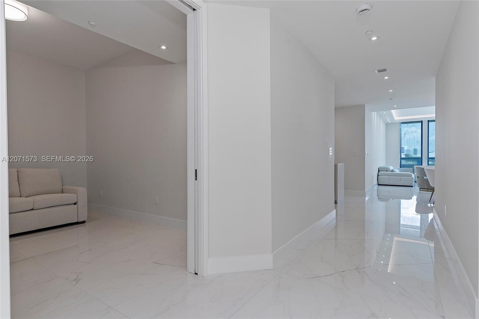 100 S Pointe Dr # 910, Miami Beach FL 33139 photo 4