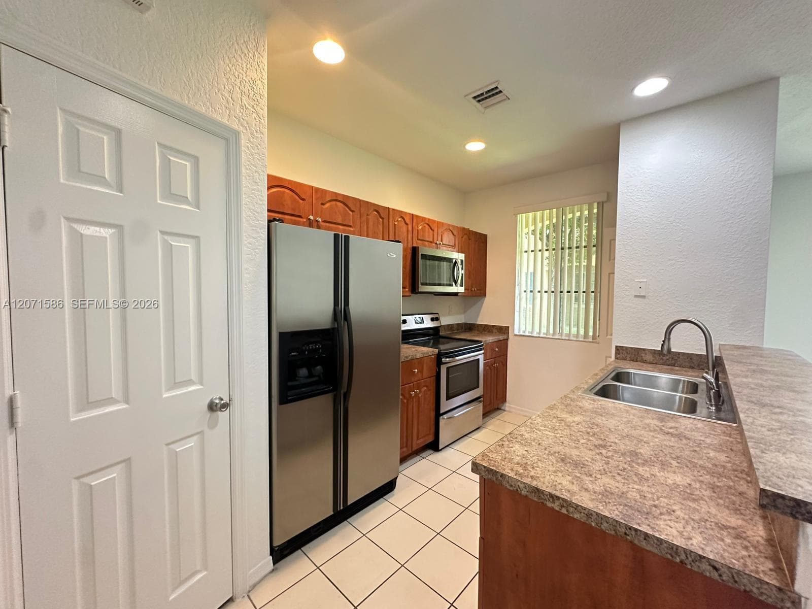 6055 SW 19th Ct # 6055, North Lauderdale FL 33068