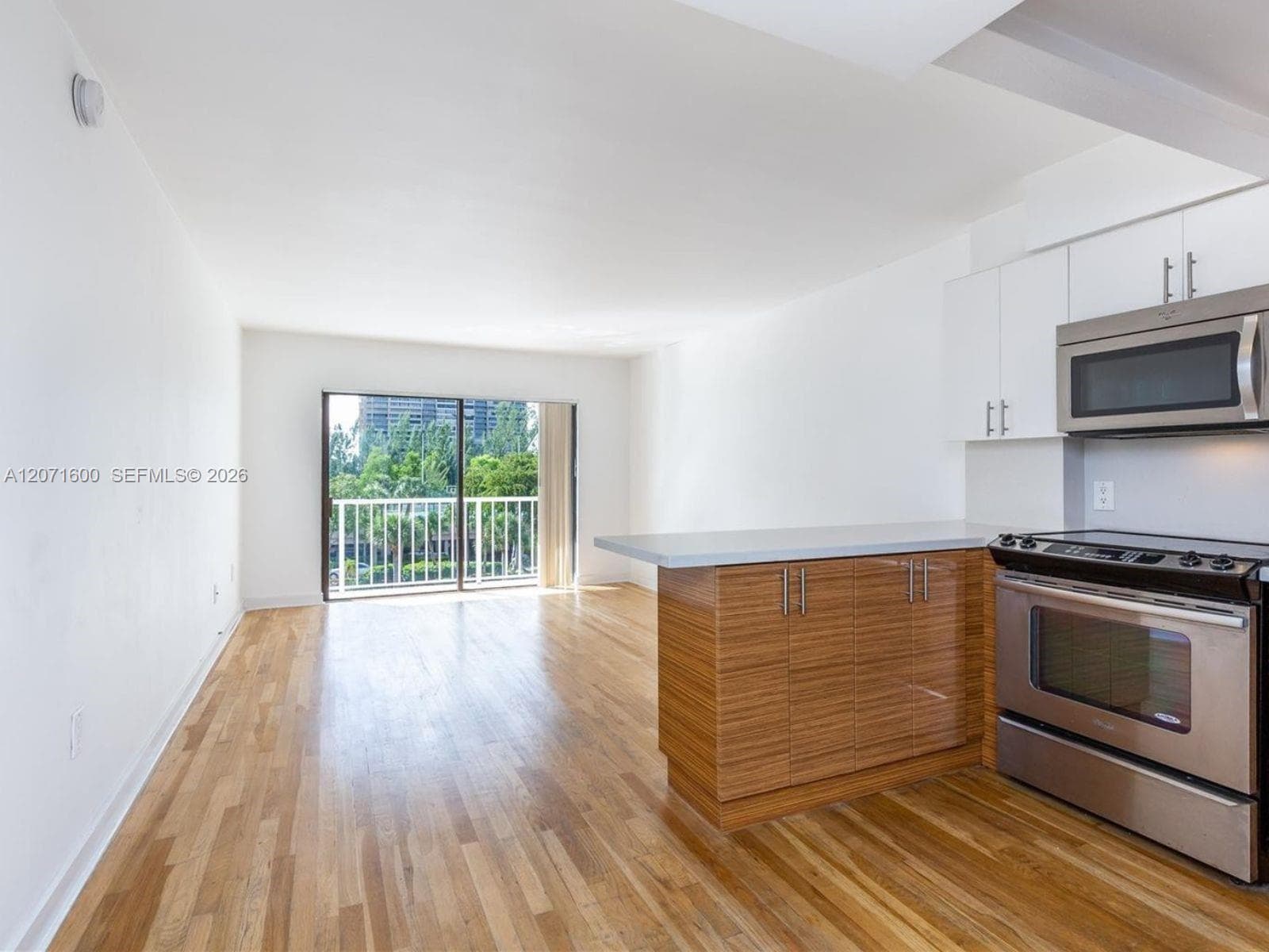 1650 NE 115th St # 403, Miami FL 33181 photo 3