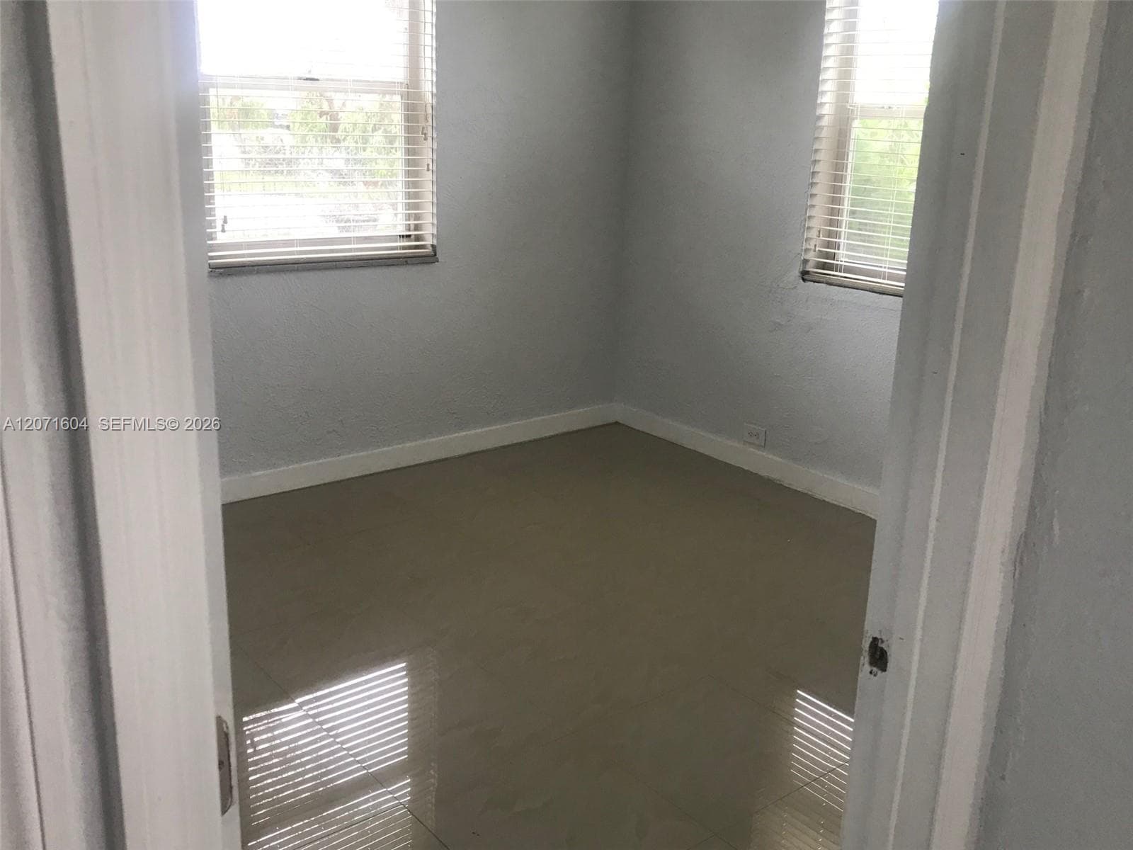 21625 SW 109th Ave, Miami FL 33170 photo 5