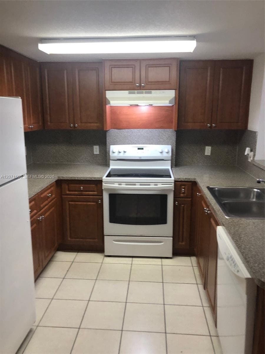 218 NW 12th Ave # 802, Miami FL 33128 photo 3