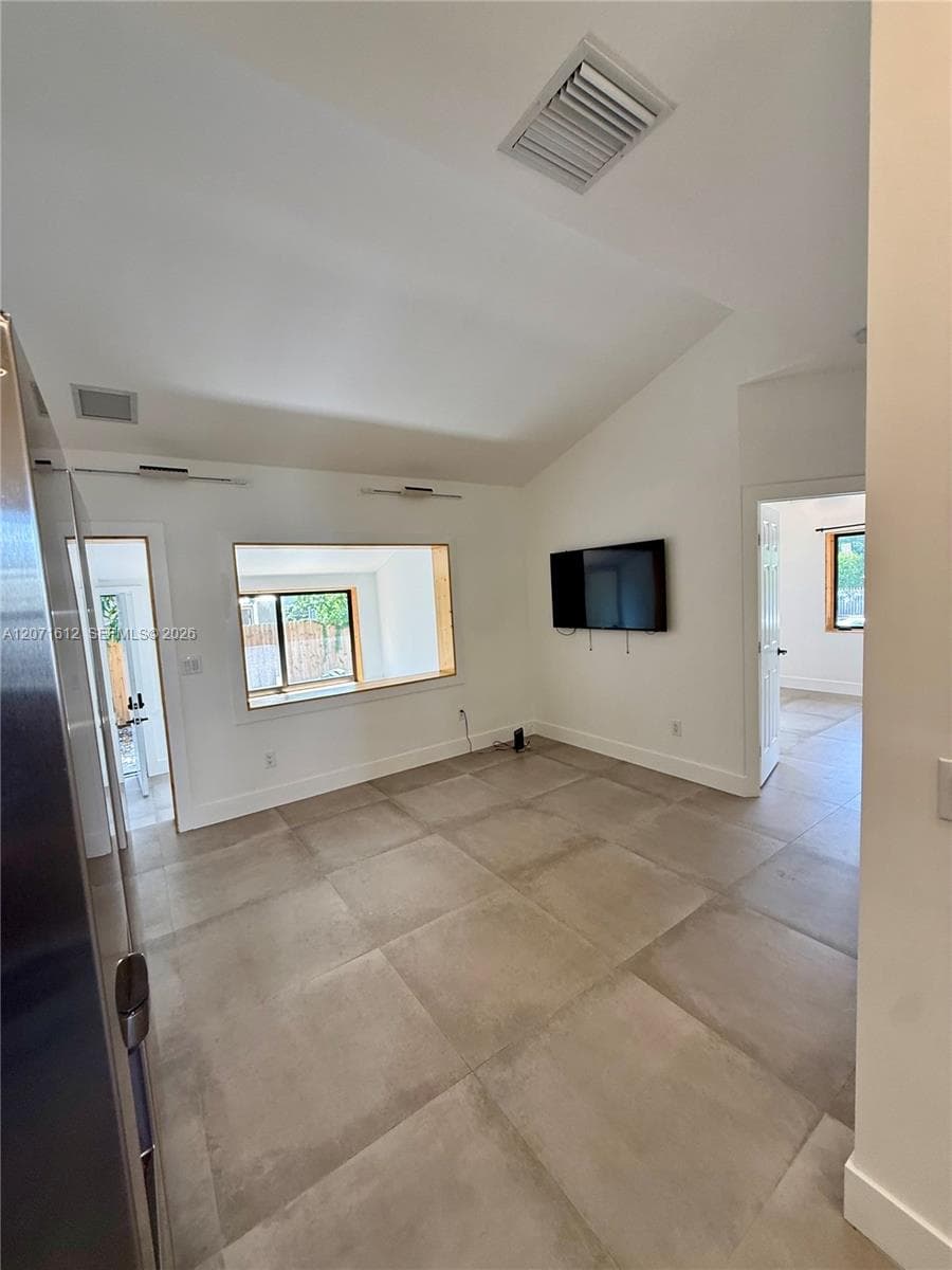 3 NE 70TH ST # 1, Miami, FL 33138 photo 4
