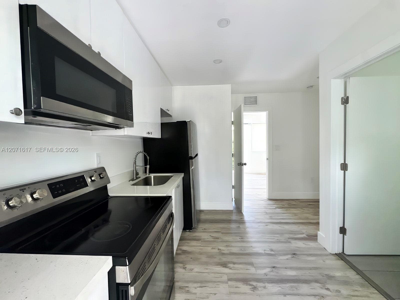 885 SW 29th Ave # 2, Miami FL 33135 photo 2