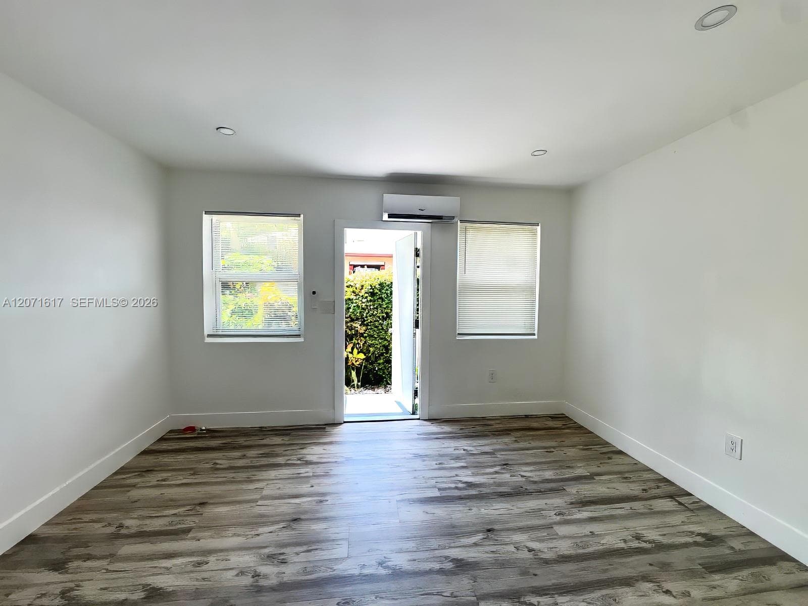 885 SW 29th Ave # 2, Miami FL 33135 photo 4