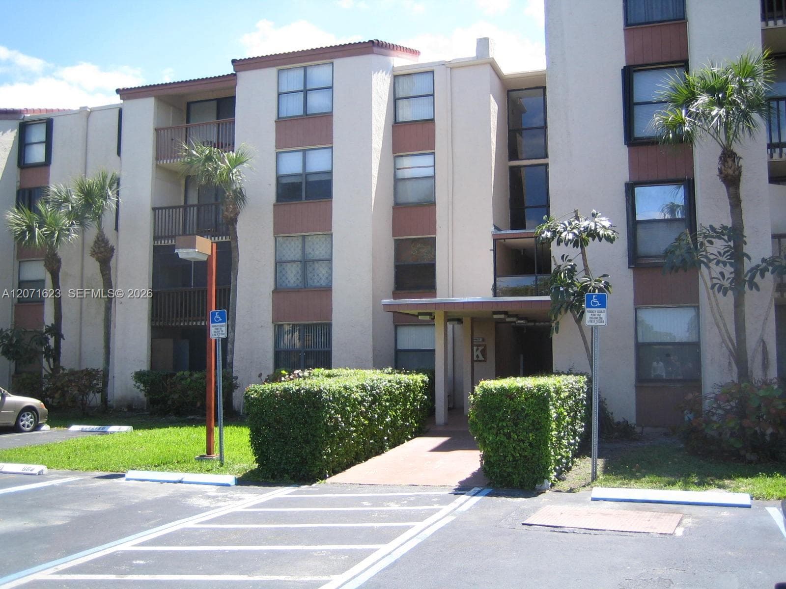 14525 N KENDALL DR # J-408, Miami FL 33196