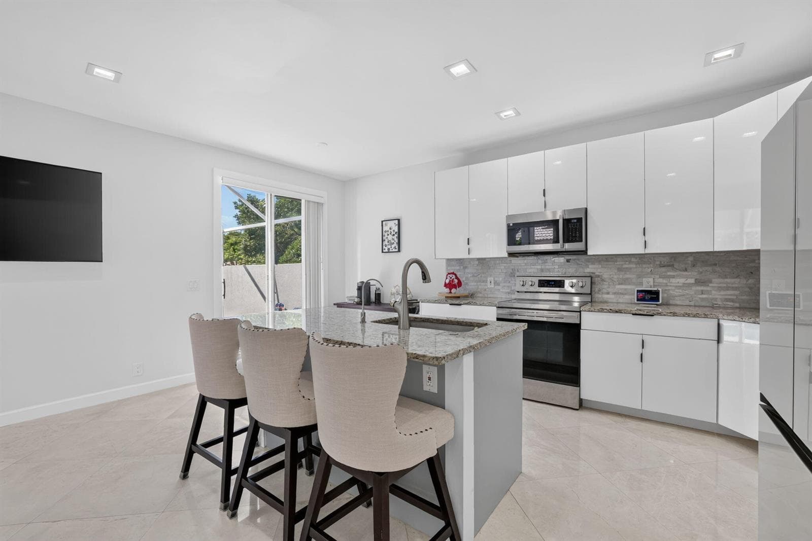 5040 Heron Place, Coconut Creek FL 33073 photo 4