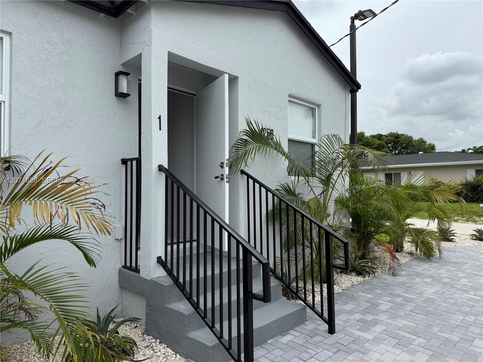 1256 NE 110th Ter, Miami FL 33161 photo 2