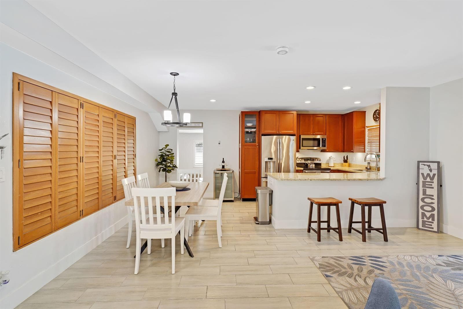 401 NW 21ST Court, Wilton Manors FL 33311 photo 4