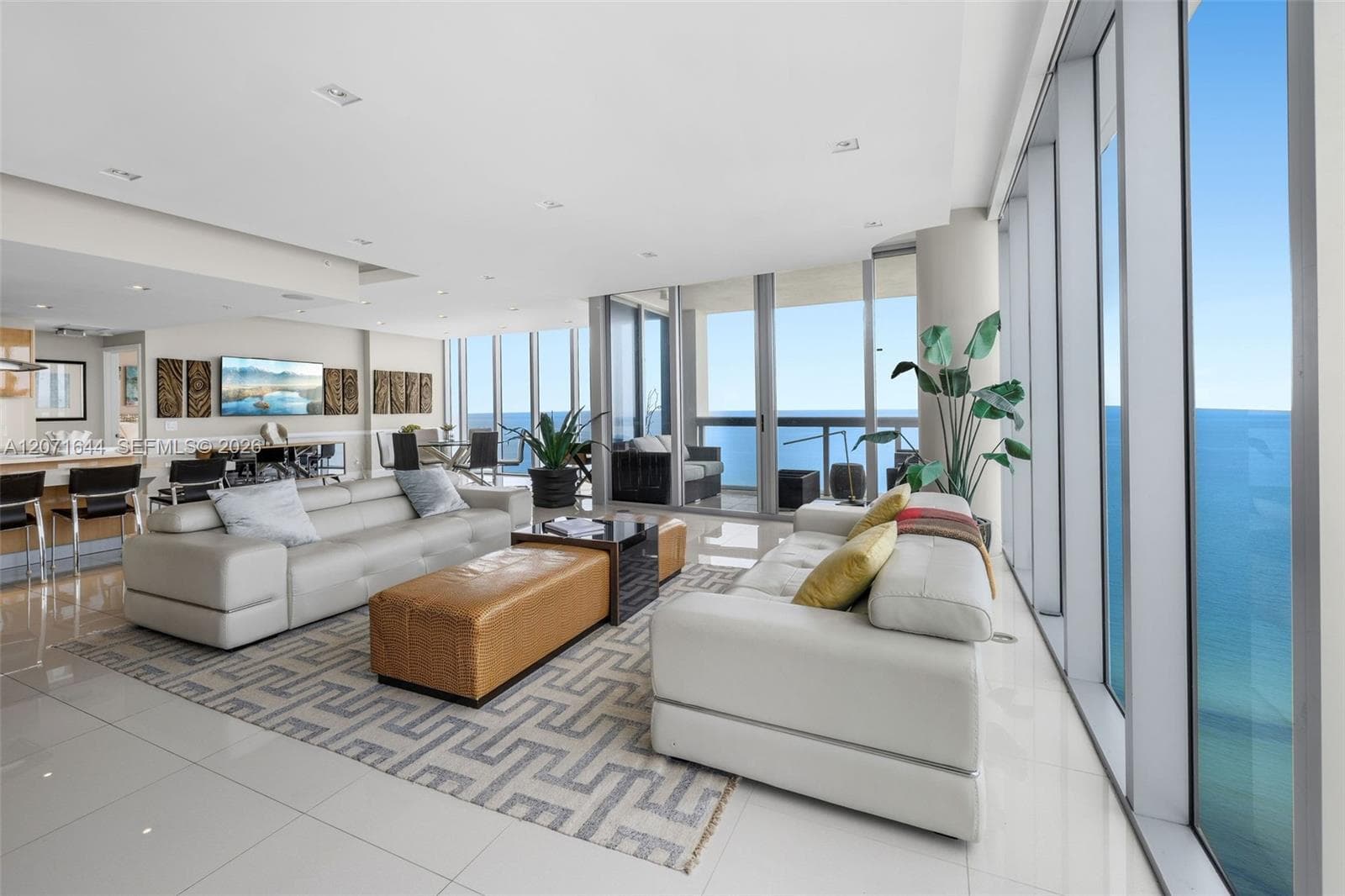 6899 Collins Ave # 2708, Miami Beach, FL 33141 photo 2