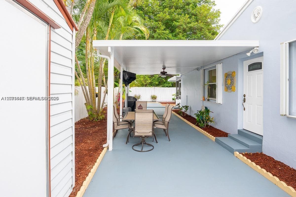 307 N 28th Ave # -, Hollywood FL 33020 photo 3