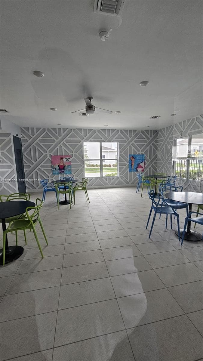 1677 SE 8th Ave, Homestead FL 33034 photo 3