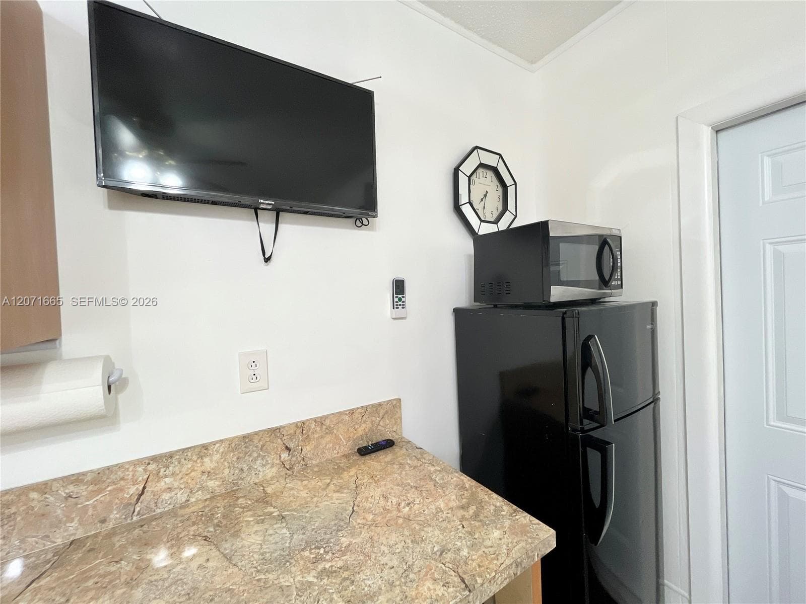 3054 NW 18TH ST # 2, Miami, FL 33125 photo 5