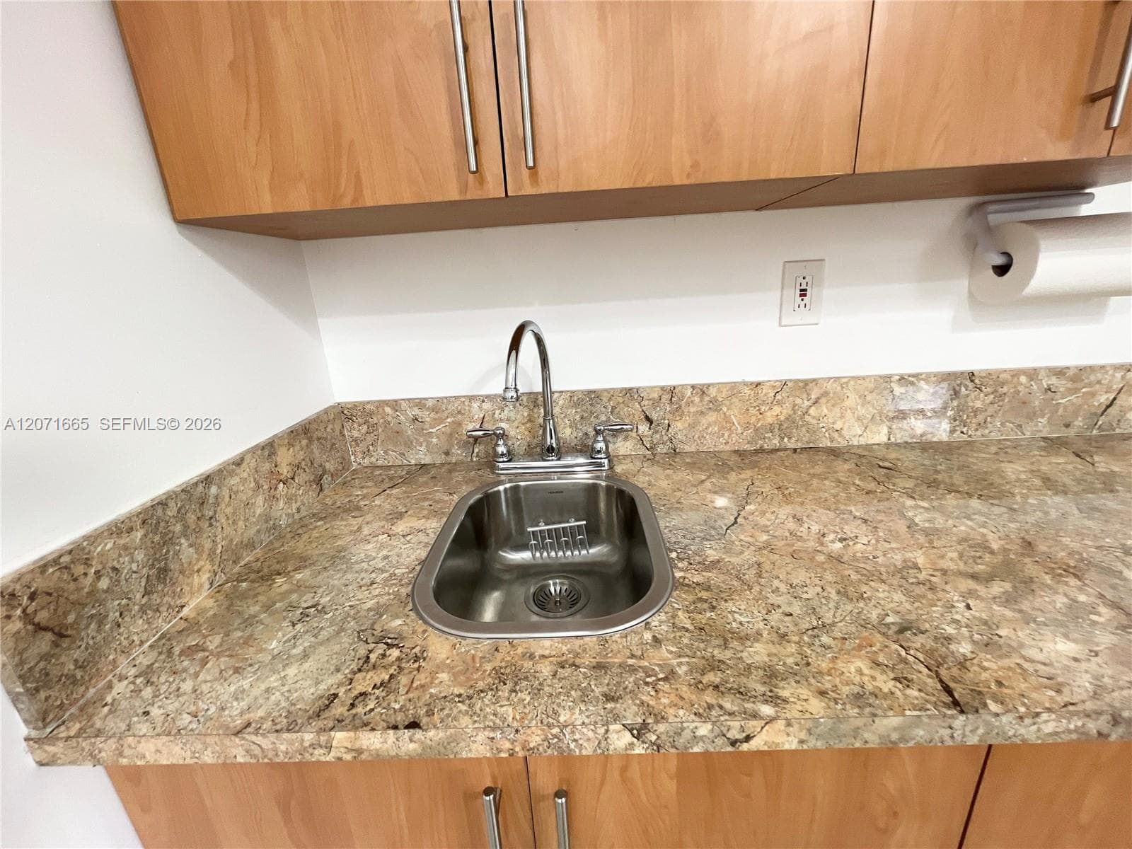 3054 NW 18TH ST # 2, Miami, FL 33125 photo 4